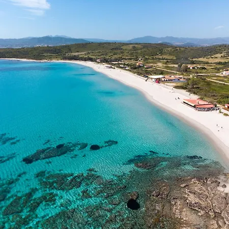 Bay Pine - Klodge Villa Olbia